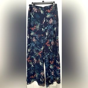 Vince Camuto wide leg floral print trousers
